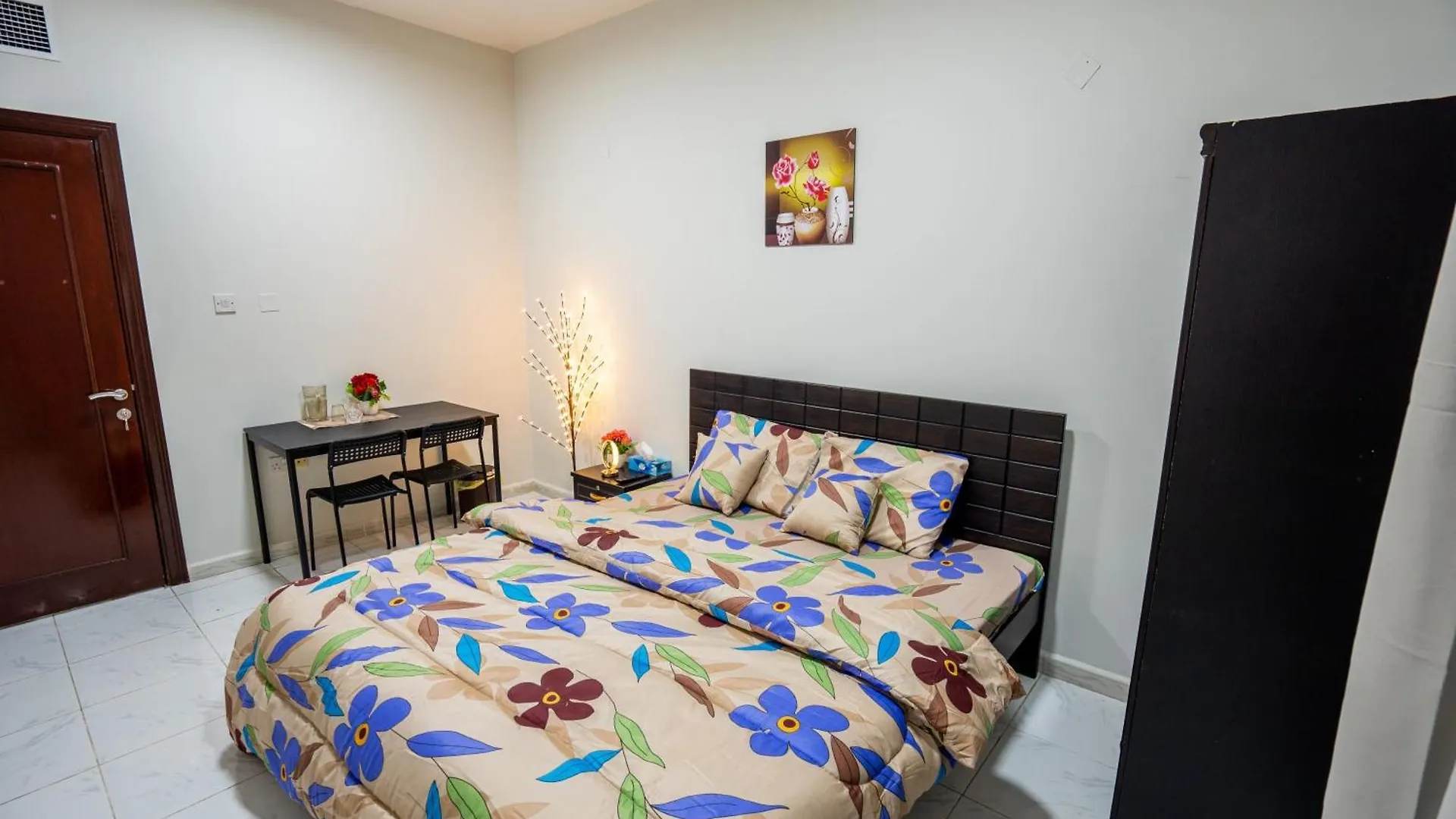 Master Bedroom Apartment Abu Dhabi